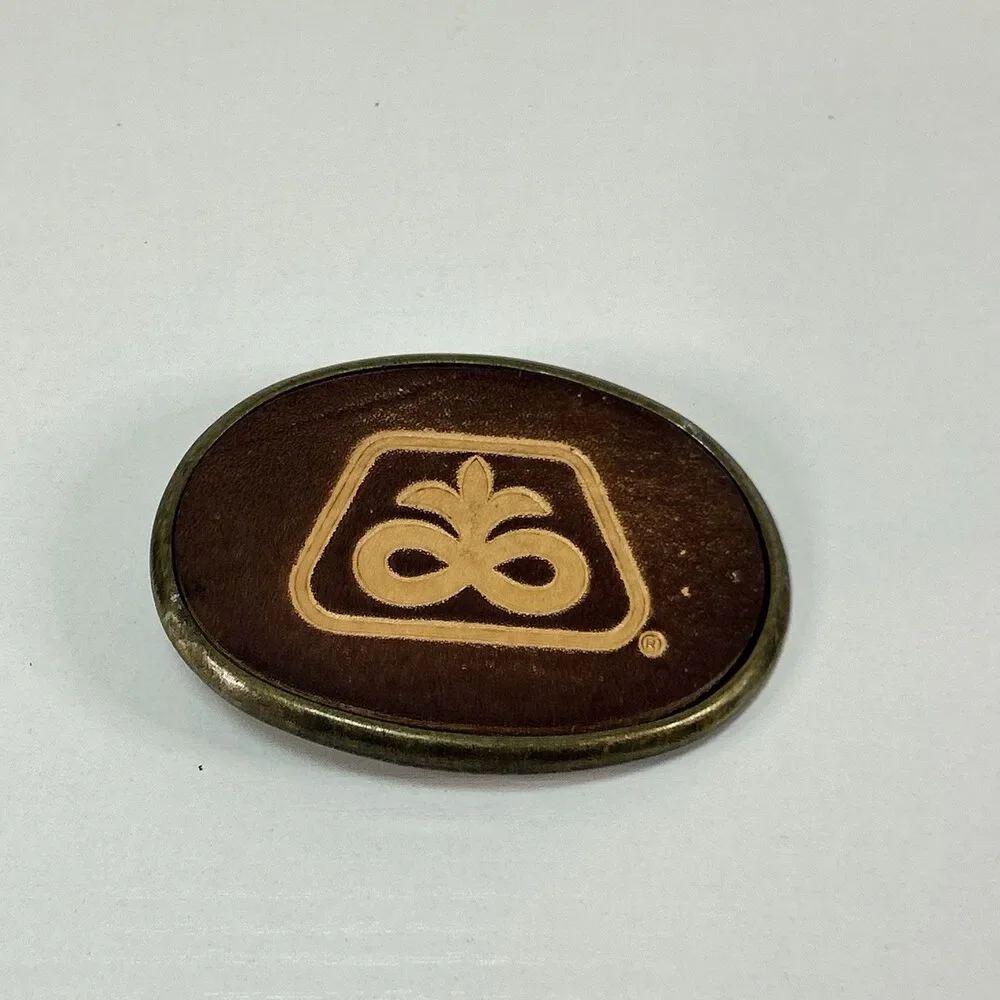 VINTAGE PIONEER SEED COMPANY BELT BUCKLE METAL & LEATHER